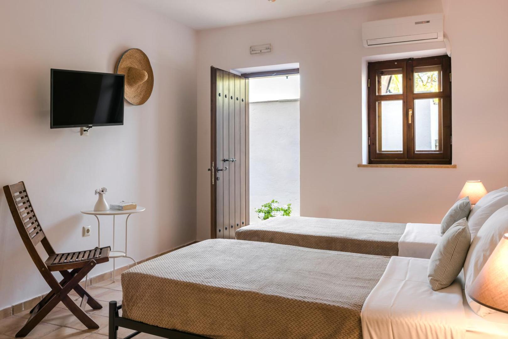 Eleonas - Kardamili's Acqua Bliss Apartment Kardamyli